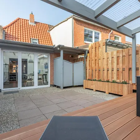 Holiday home Hannes Kapitaenshaus Husum (Schleswig-Holstein)